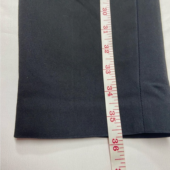 Limitless Slim Ankle Curvy Pant - Picture 8 of 9